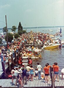 tgtrrr spectators 70-80